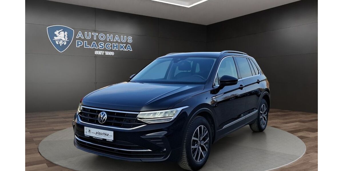 VW Tiguan 68.800 km 21.950 &euro; Amelinghausen 21385