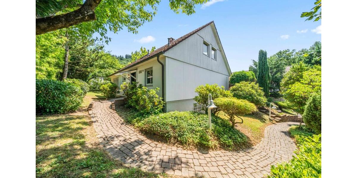 Einfamilienhaus Freiburg im Breisgau Herdern - 5 Zimmer, 182 m&sup2;, 2.184&euro; | Angebot:25379081