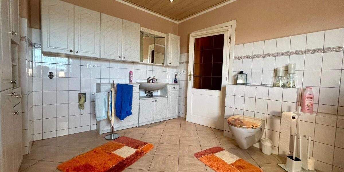 Einfamilienhaus Demmin - 6 Zimmer, 121 m&sup2;, 165.000&euro; | Angebot:25771124