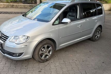 VW Touran 115.000 km 6.000 &euro; Sulzbach-Rosenberg 92237