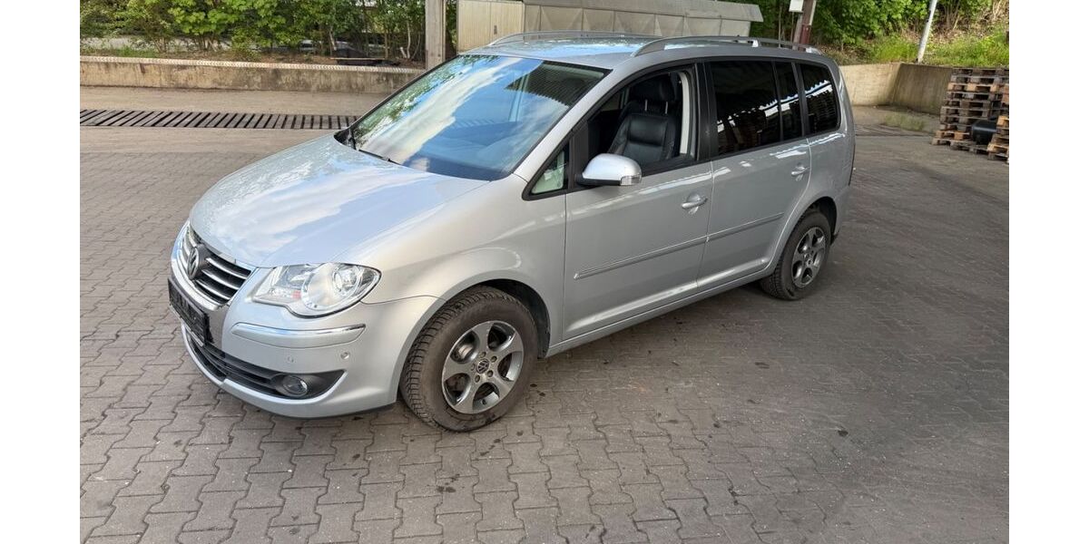 VW Touran 115.000 km 6.000 &euro; Sulzbach-Rosenberg 92237