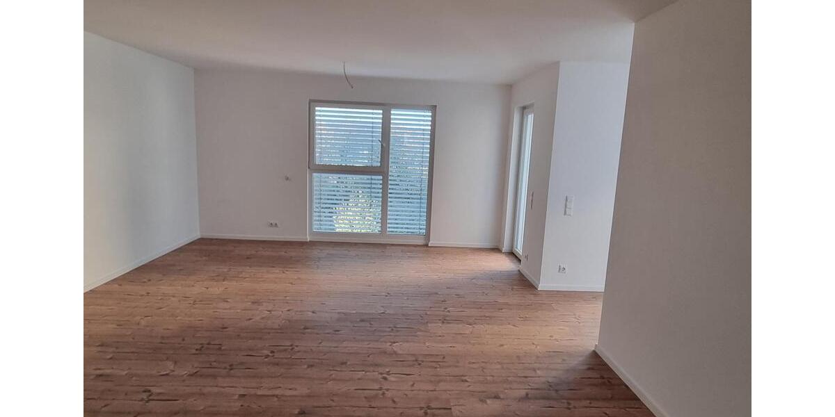 Etagenwohnung Kenn - 3 Zimmer, 95 m&sup2;, 1.100&euro; | Angebot:26462262