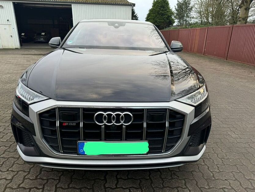 SQ8