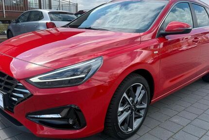 Hyundai i30 102.277 km 15.990 &euro; Pirk 92712