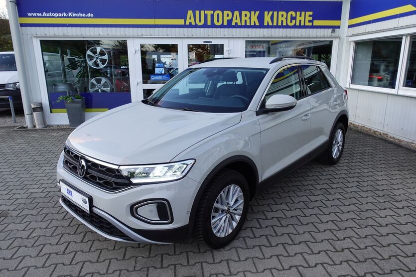 VW T-Roc 34.000 km 25.800 € Kelheim 93309