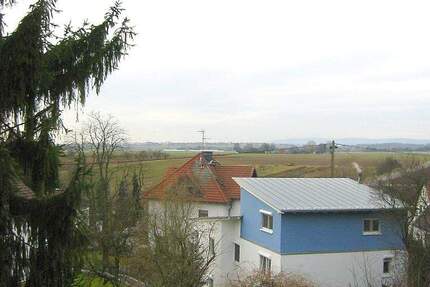 Großzügige Maisonette-Wohnung mit tollem Fernblick und Garten 4 zimmer