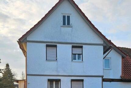 Einfamilienhaus mit riesigem Garten 6 zimmer