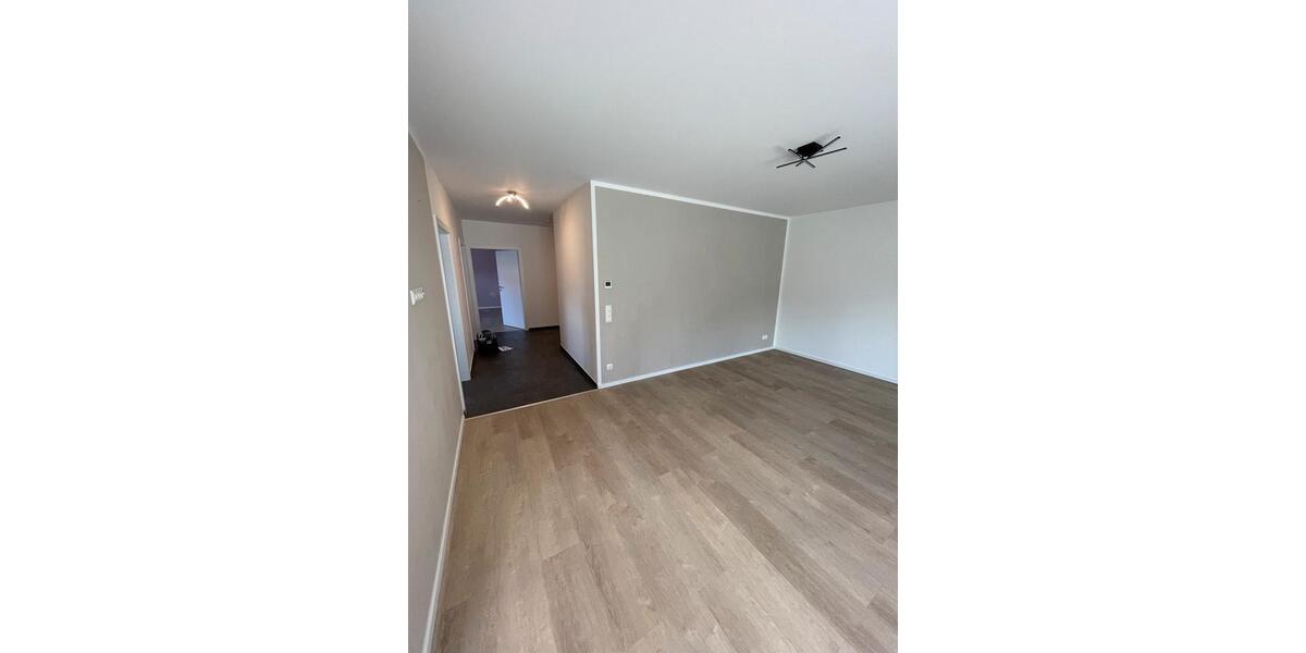 Erdgeschoßwohnung Sassenburg - 3 Zimmer, 116 m&sup2;, 1.200&euro; | Angebot:26343099