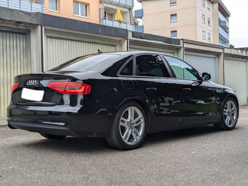 Audi A4 198.000 km 11.699 € Villingen-Schwenningen 78048