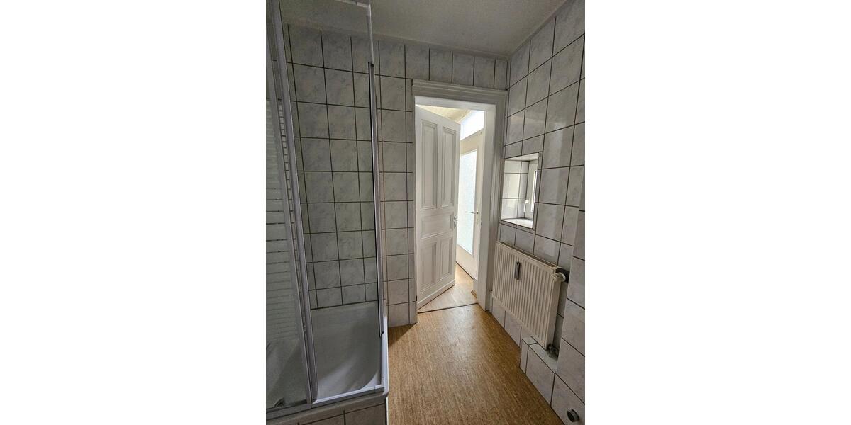 Erdgeschoßwohnung Bad Driburg - 2 Zimmer, 62 m&sup2;, 400&euro; | Angebot:26238701