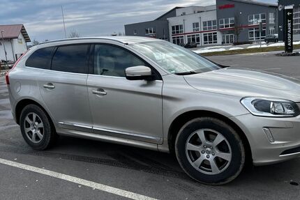 Volvo XC60 120.000 km 22.800 &euro; Neufahrn 84088