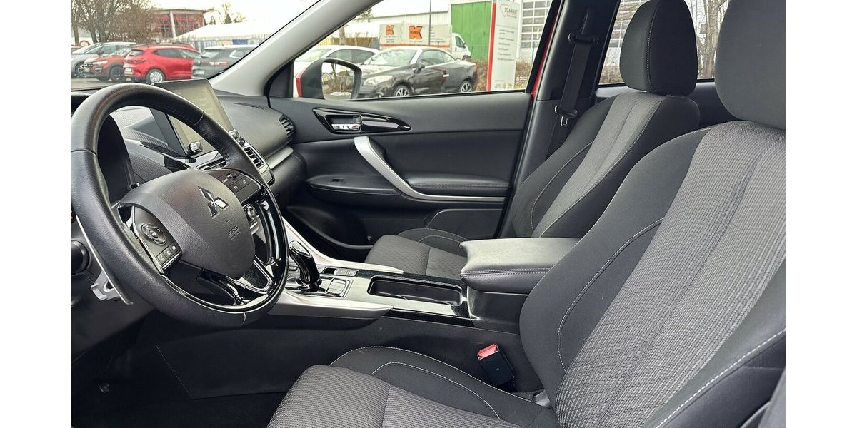 Mitsubishi Eclipse Cross Basis Hybrid 4WD 37.600 km 23.990 &euro; Donauwörth 86609