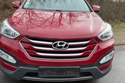 Hyundai SANTA FE 70.952 km 8.250 &euro; schwalbach 66773