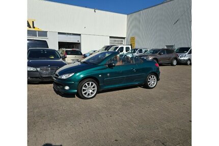 Peugeot 206cc 1,6i Roland Garros 1 HAND TÜV 2.26 LEDER ALU