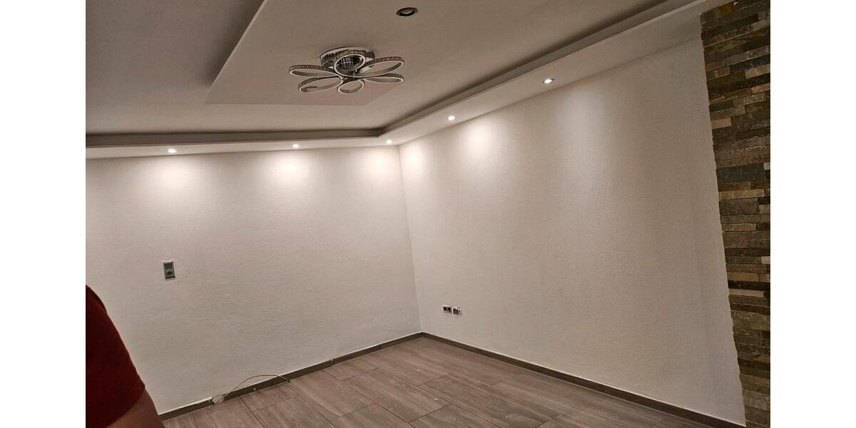 Erdgeschoßwohnung Neustadt an der Donau - 2 Zimmer, 82 m&sup2;, 700&euro; | Angebot:26394267