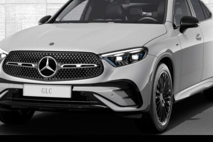 Mercedes-Benz GLC 300 9.900 km 72.500 € Berlin 10587