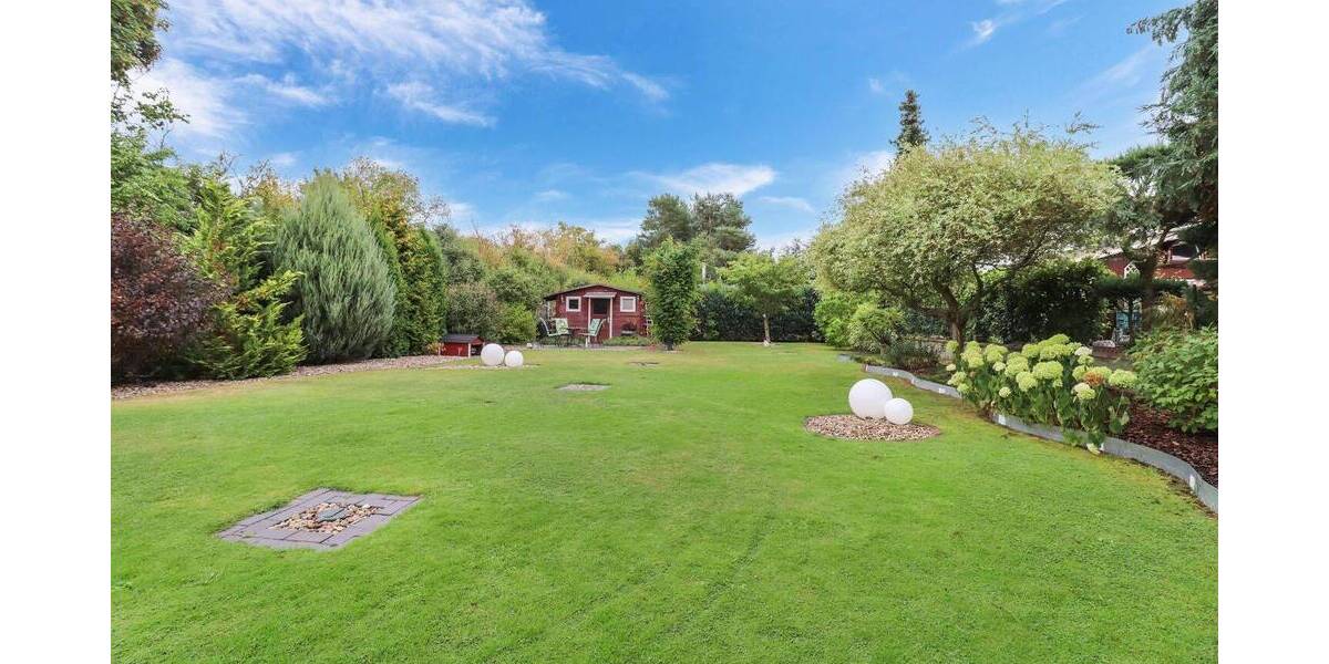 Doppelhaushälfte Salzwedel - 8 Zimmer, 215 m&sup2;, 349.000&euro; | Angebot:25743794