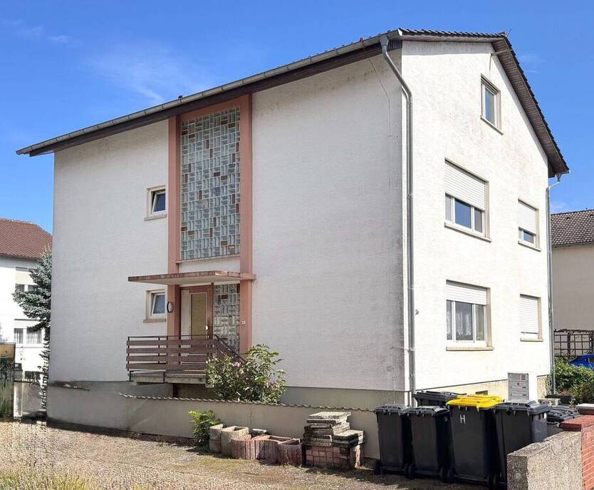 Zweifamilienhaus mit Ausbaureserve in ruhiger Feldrandlage