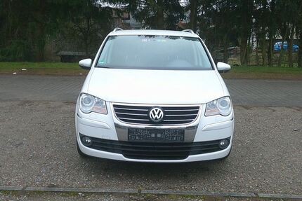 VW Touran 220.000 km 4.200 &euro; Wald-Michelbach 69483