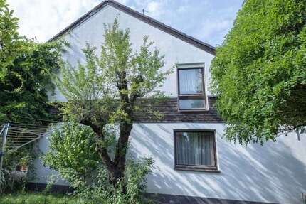 Haus zum Kaufen in Nürnberg 995.000 € 267 m² 8 zimmer