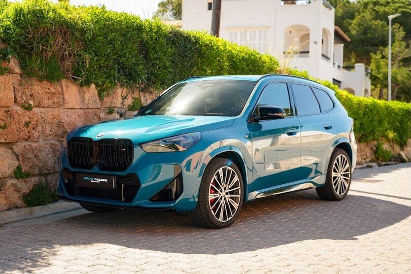 BMW X1 6.100 km 53.490 € Markneukirchen 08258