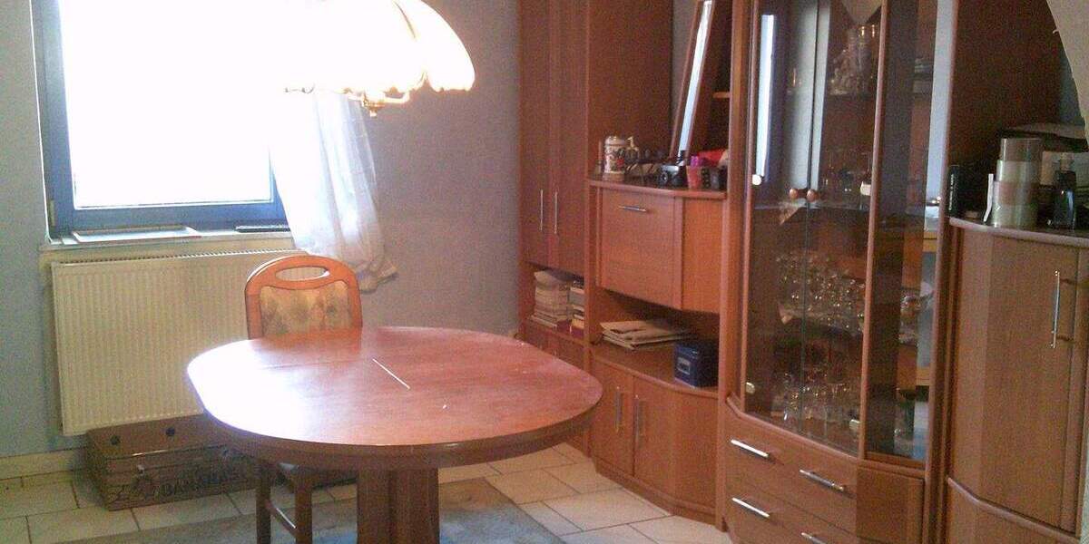 Doppelhaushälfte Quierschied Göttelborn - 6 Zimmer, 100 m&sup2;, 99.000&euro; | Angebot:25389077