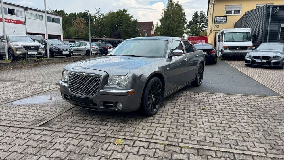 300C