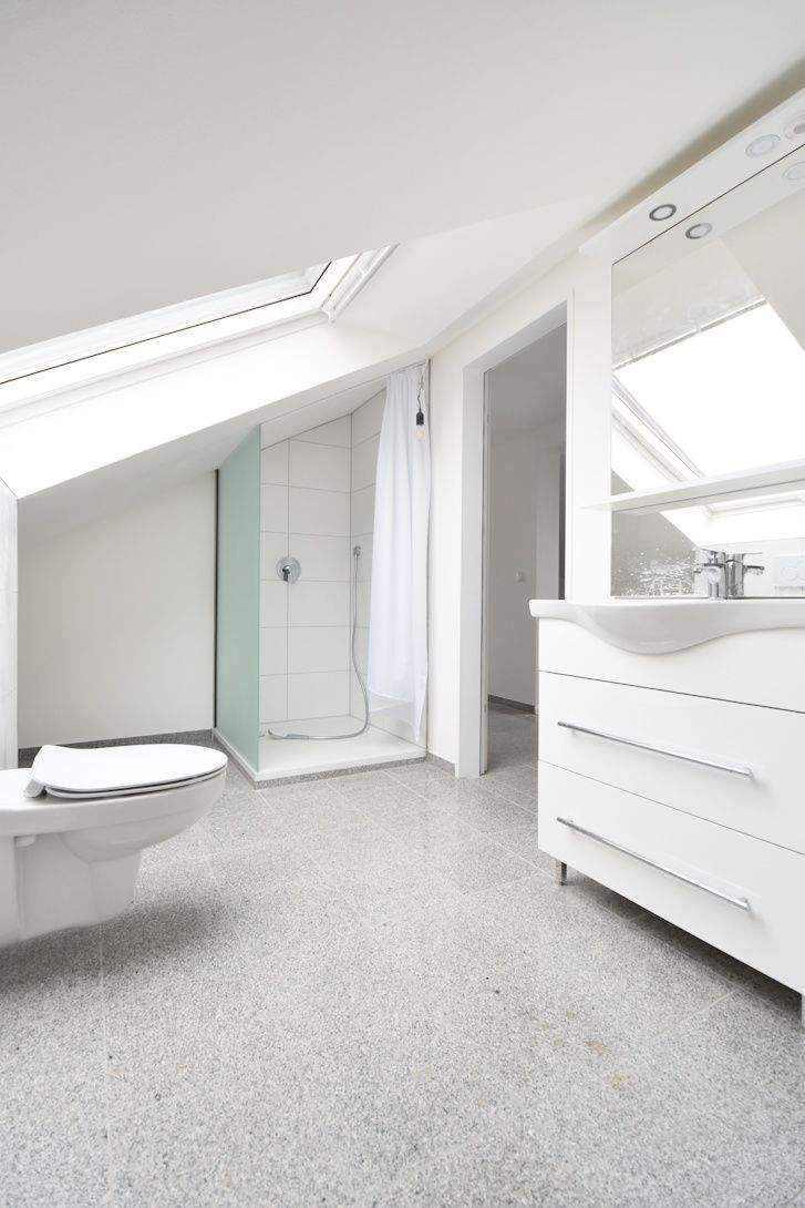 Erstbezug nach Sanierung: Dachgeschoss-Wohnung mit Gemeinschaftsgarten 2 zimmer