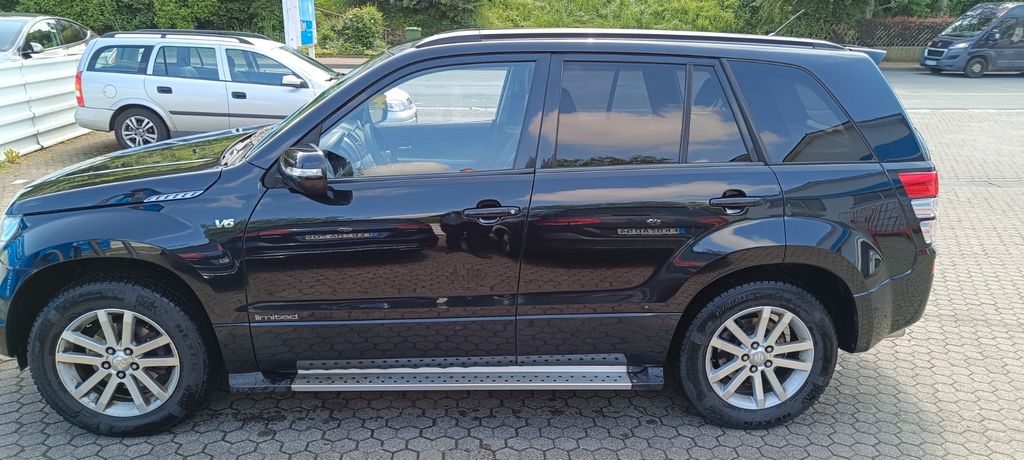 Suzuki Grand Vitara 325.000 km 3.900 &euro; Frankenau 35110