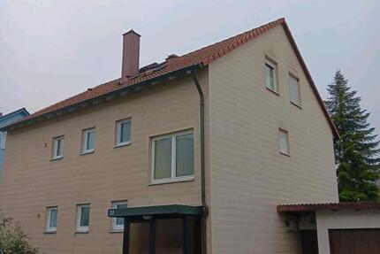 3-Zimmer-Dachgeschosswohnung, Gartenanteil, Garage & Stellplatz 3 zimmer