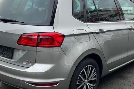 VW Golf Sportsvan 54.000 km 15.499 &euro; Darmstadt 64293