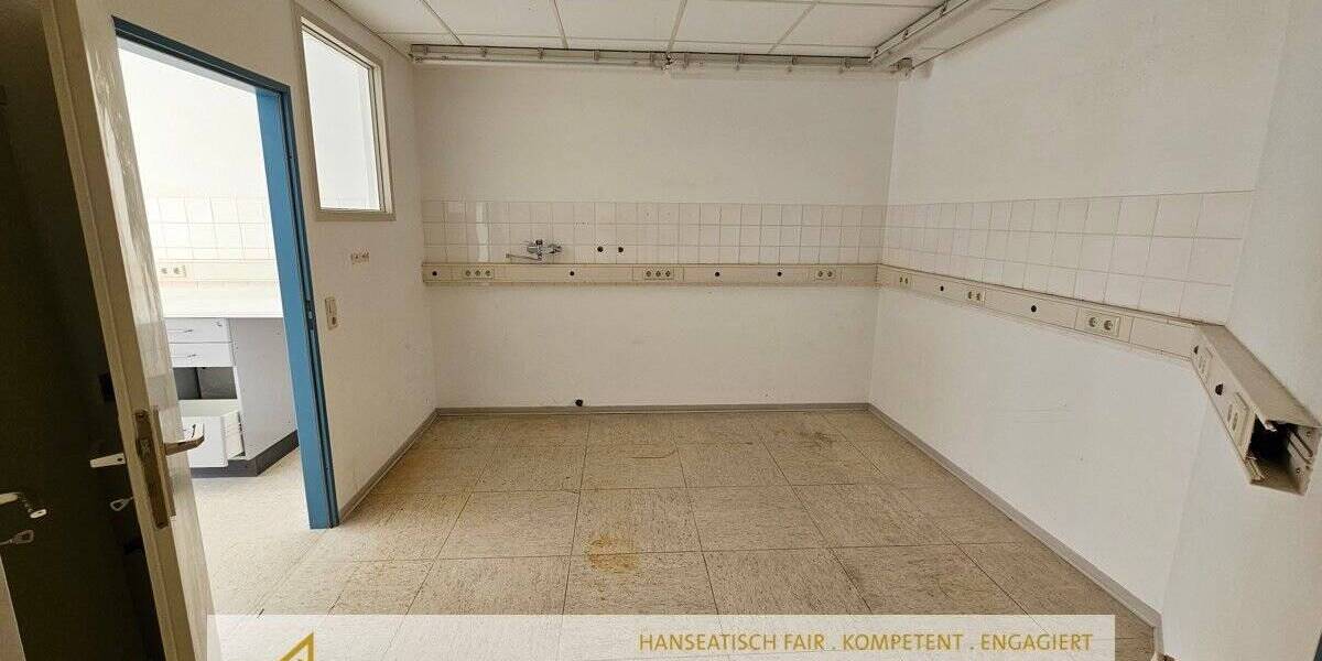 Gewerbeobjekt Syke - 1 Zimmer, 228 m&sup2;, 1.900&euro; | Angebot:25775308