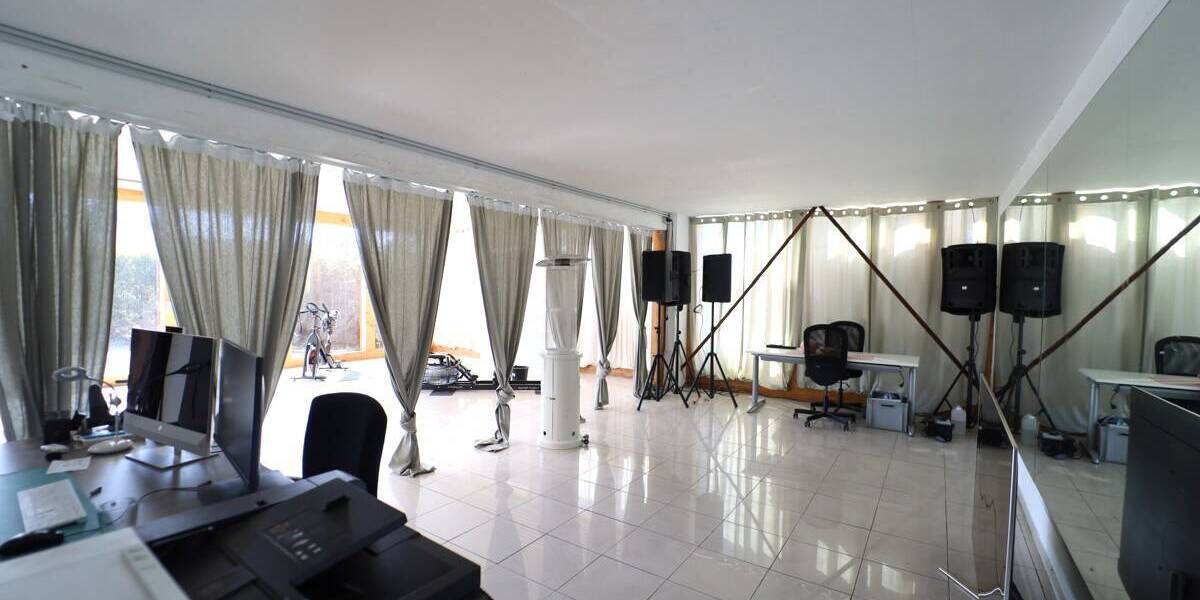 Vielseitige und moderne Gewerbehalle im Gewerbegebiet Euskirchen-Kuchenheim zu verkaufen zimmer