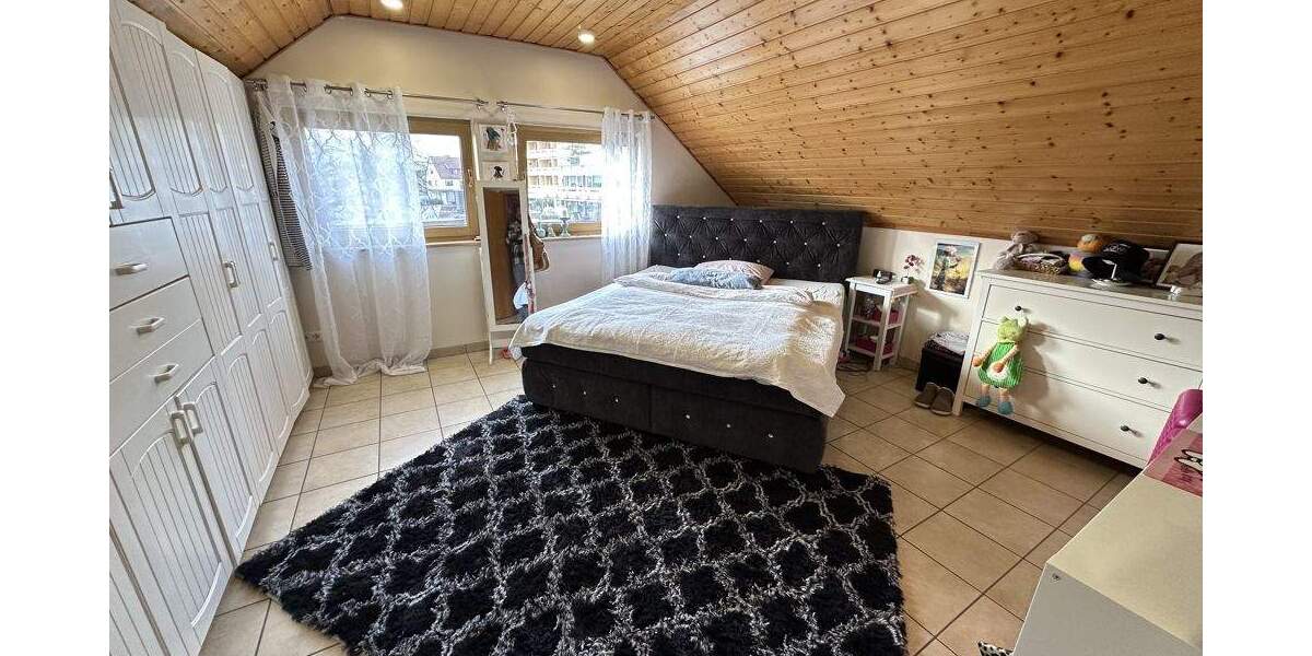 Einfamilienhaus Neuwied - 4 Zimmer, 140 m&sup2;, 1.200&euro; | Angebot:24855814