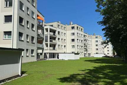 Wohnung Ichtershausen Ichtershausen - 3 Zimmer, 94 m&sup2;, 1.020&euro; | Angebot:27540698