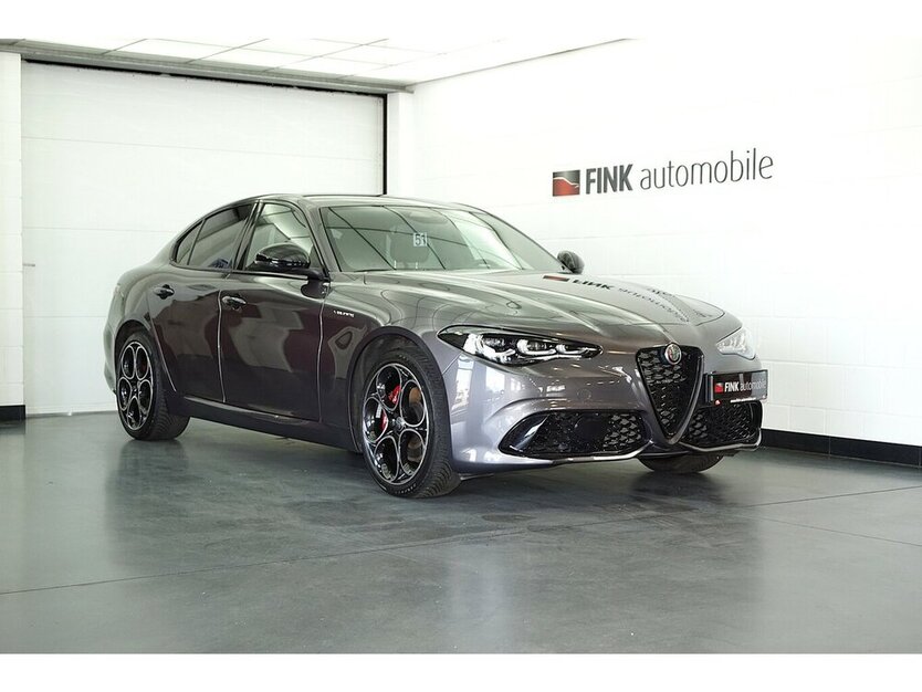 Giulia Veloce Q4 2.0 Turbo Harman-Kardon