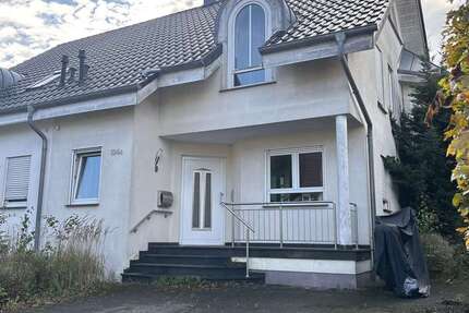 Haus zum Kaufen in Detmold 220.000 € 108 m² 5 zimmer