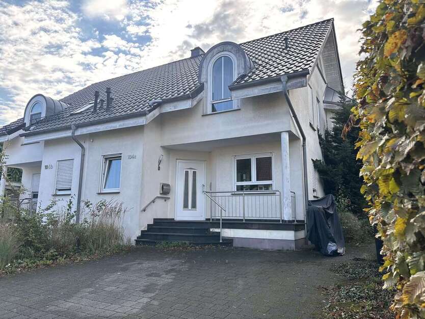 Haus zum Kaufen in Detmold 220.000 € 108 m² 5 zimmer