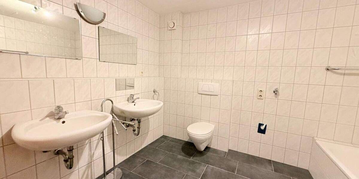 Etagenwohnung Ettenheim - 3 Zimmer, 92 m&sup2;, 900&euro; | Angebot:25156130