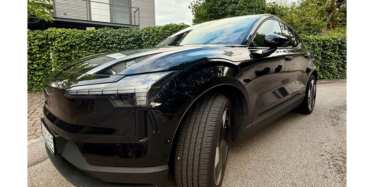 Volvo EX30 27.000 km 35.900 &euro; Hohenbrunn 85662