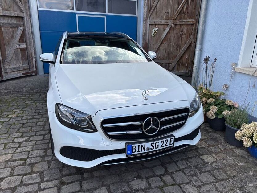 E 300