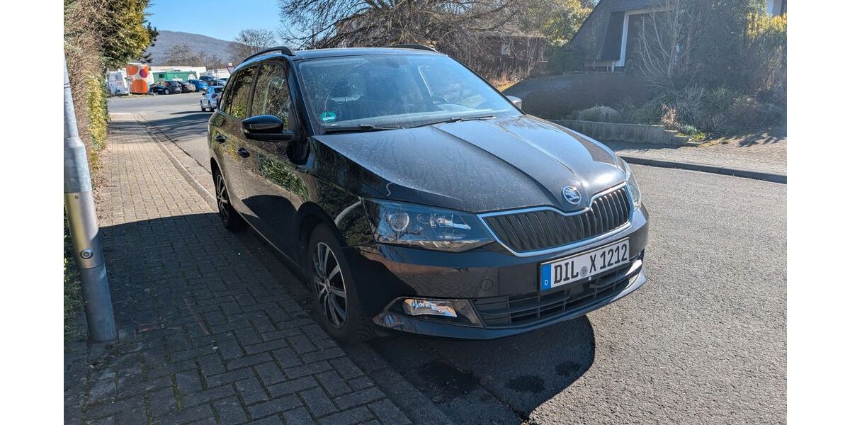 Skoda Fabia 93.000 km 10.000 &euro; Ehringshausen 35630