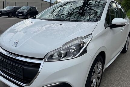 Peugeot 208 70.000 km 6.950 &euro; Ingersheim/Ludwigsburg 74379