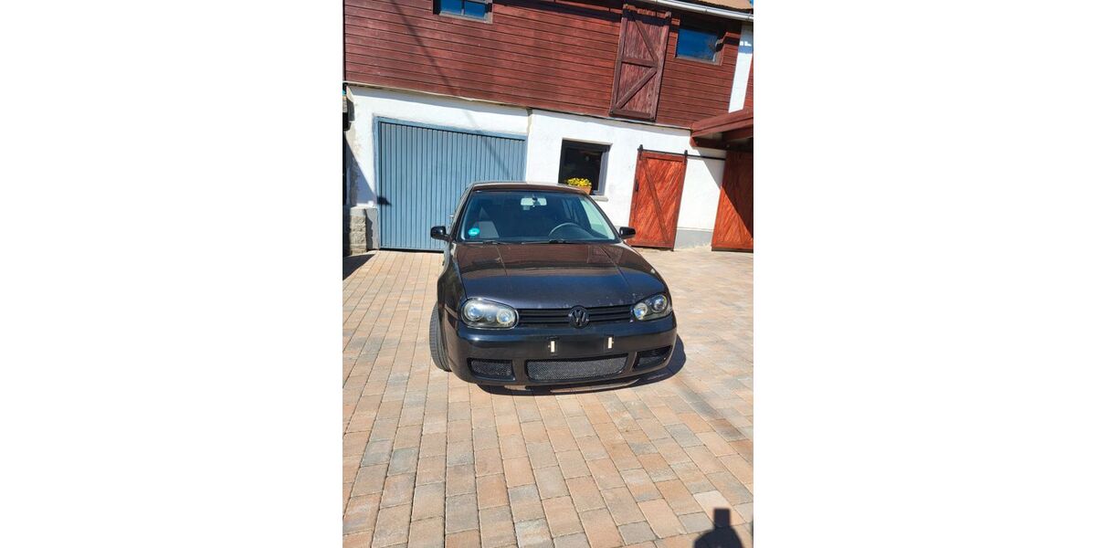 VW Golf 205.000 km 2.300 &euro; Reichshof 51580