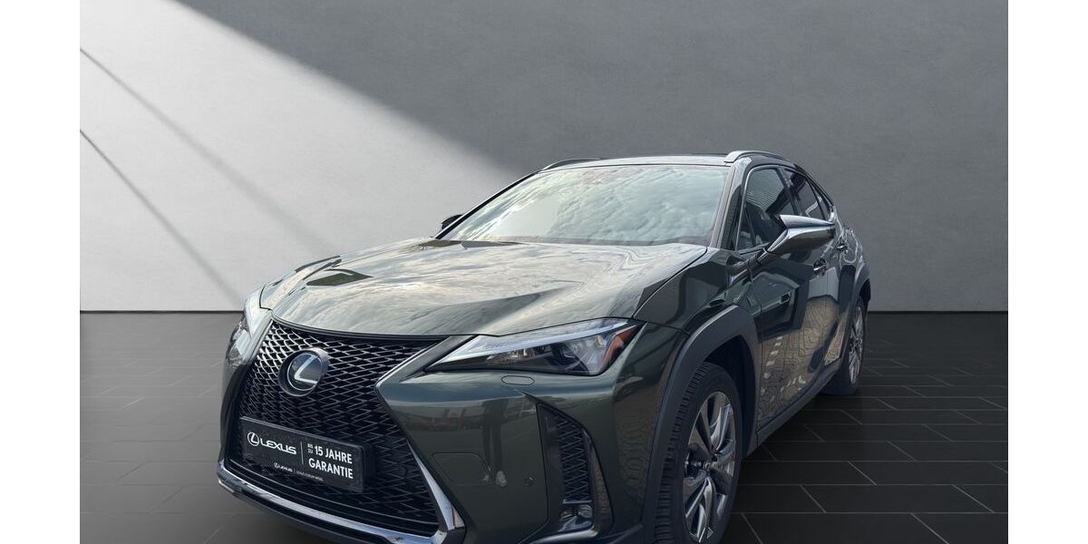 Lexus UX 20.407 km 31.490 &euro; Wesel 46485