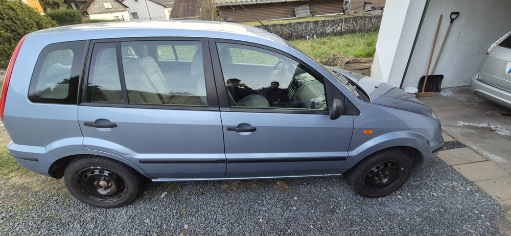 Ford Fusion 205.000 km 1.900 &euro; Löhnberg 35792