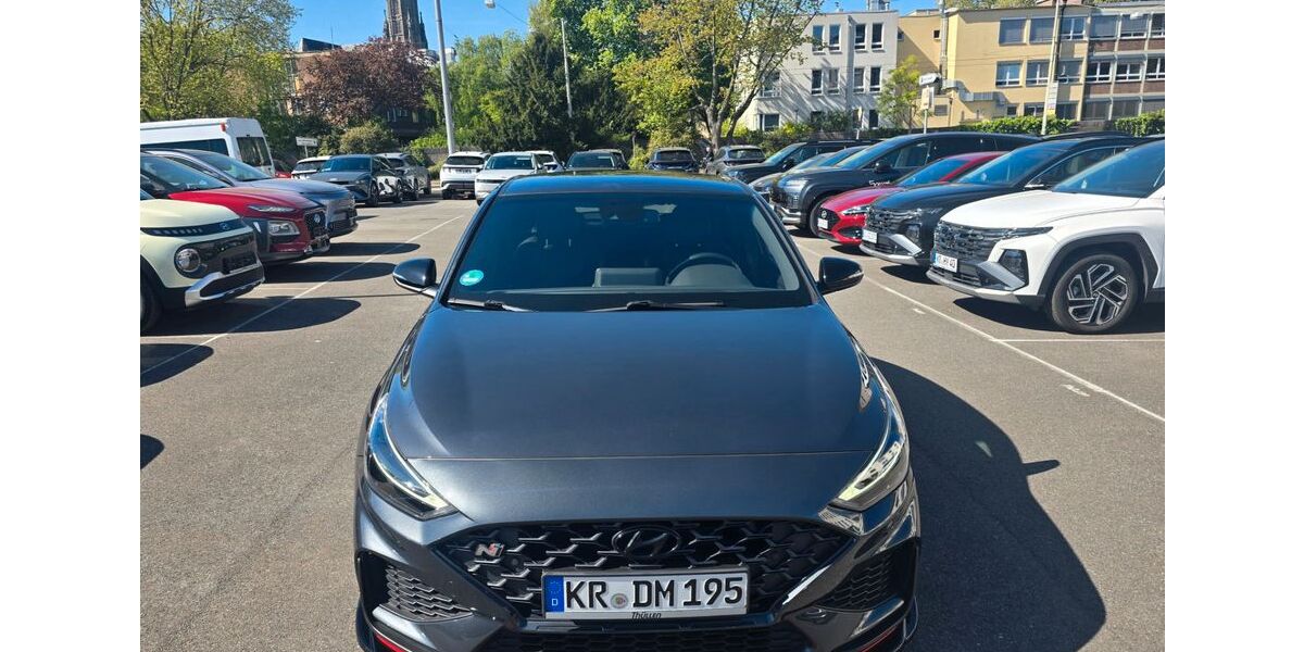 Hyundai i30 51.000 km 28.600 &euro; Krefeld 47829