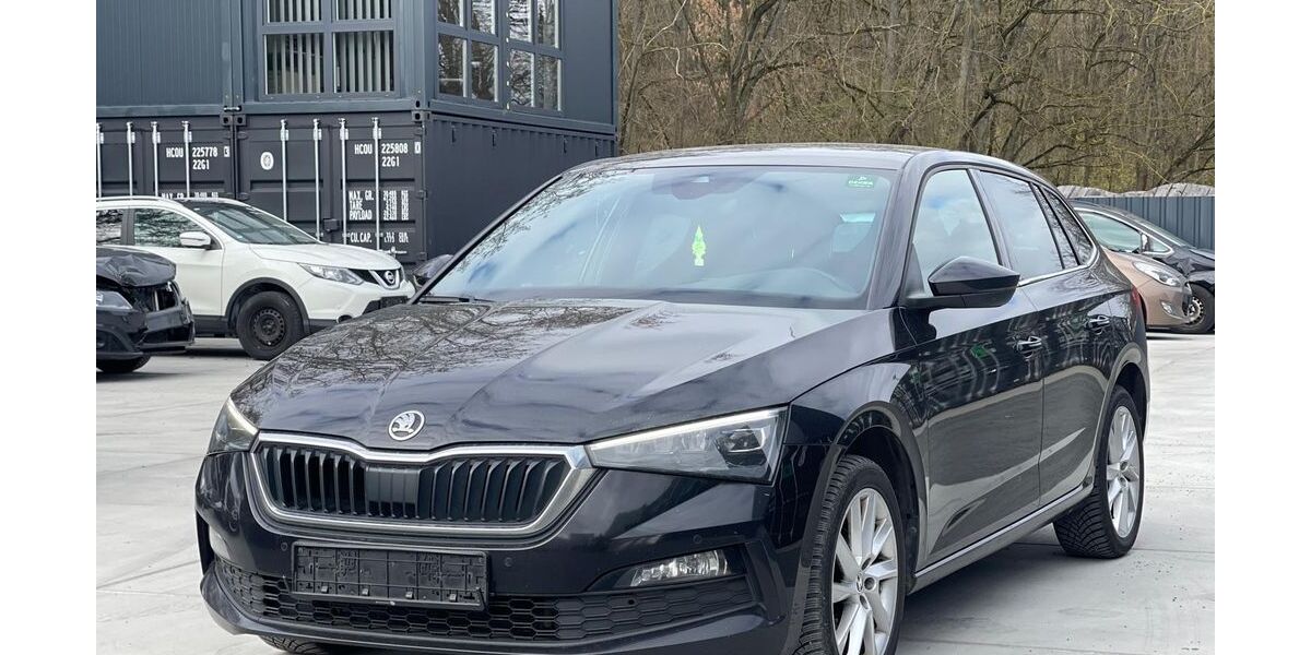 Skoda Scala 160.000 km 13.900 &euro; Berlin 12107