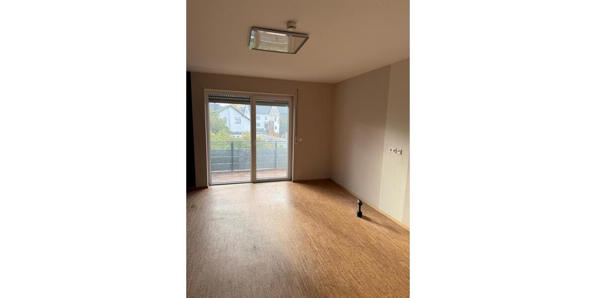 Einfamilienhaus Kastellaun - 6 Zimmer, 250 m&sup2;, 1.700&euro; | Angebot:24541288