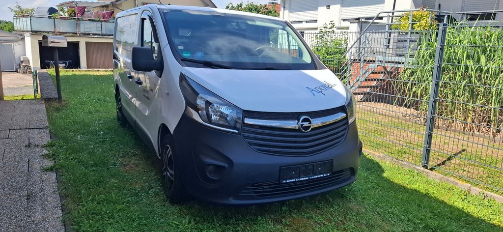Opel Vivaro 306.000 km 6.385 &euro; Münzenberg 35516